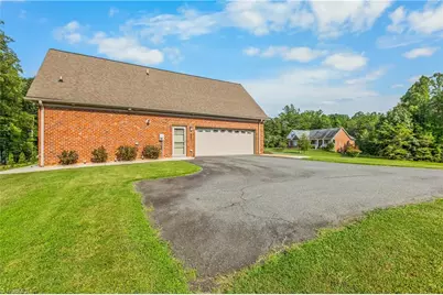 1080 Nauvoo Ridge Drive, Tobaccoville, NC 27050 - Photo 39