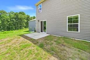 1547 Hamilton Hills Dr, Greensboro, NC 27406 - Photo 19