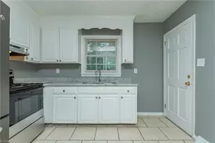 1207 Robin Rd, Eden, NC 27288 - Photo 17