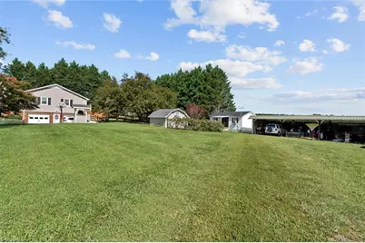 125 Hartley Lane, Pilot Mountain, NC 27041 - Photo 35
