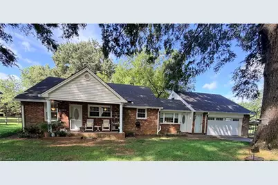 4608 High Point Road, Kernersville, NC 27284 - Photo 1
