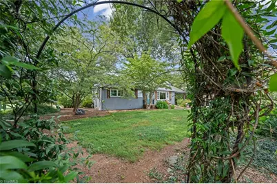 126 Hobson Drive, Mocksville, NC 27028 - Photo 9