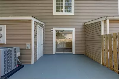 5735 Bramblegate Road #K, Greensboro, NC 27409 - Photo 31
