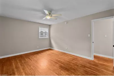 2010 Twain Road, Greensboro, NC 27405 - Photo 17