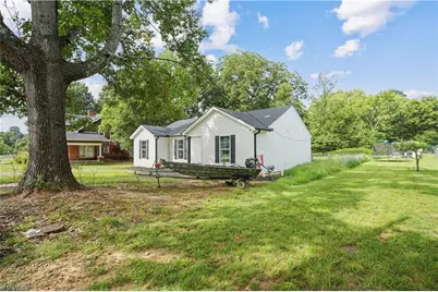 410 Fayetteville Street, Liberty, NC 27298 - Photo 39