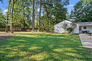 1000 Meade Dr, Greensboro, NC 27410 - Photo 37