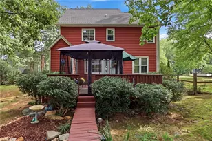 8984 Stamford Club Ct, King, NC 27045 - Photo 7