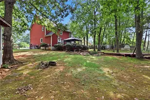8984 Stamford Club Ct, King, NC 27045 - Photo 5