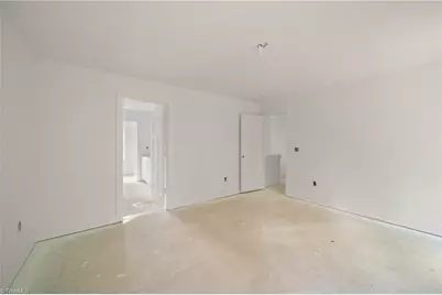 4365 Allen Drive, Winston-Salem, NC 27101 - Photo 11