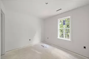 4365 Allen Dr, Winston-Salem, NC 27101 - Photo 13