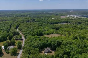 3321 Lower Lake Rd, Thomasville, NC 27360 - Photo 47
