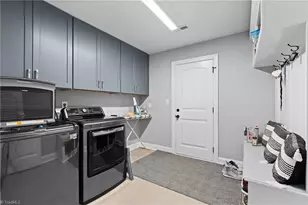 817 Gibb St, Winston-Salem, NC 27106 - Photo 25