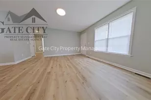 22 King Row, Thomasville, NC 27360 - Photo 5