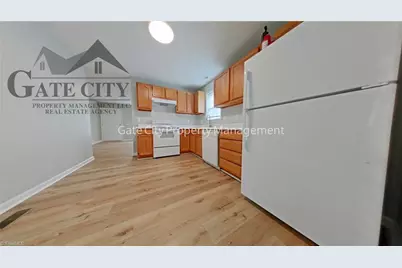 22 King Row, Thomasville, NC 27360 - Photo 3