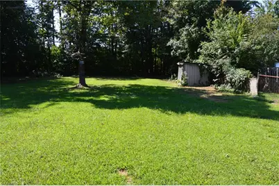 102 Lassiter Drive, High Point, NC 27265 - Photo 11
