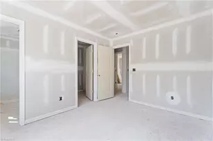 2033 E 14th St, Winston-Salem, NC 27105 - Photo 11