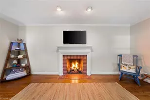1228 Ridgecrest Ave, Burlington, NC 27615 - Photo 5
