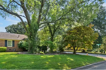 1228 Ridgecrest Avenue, Burlington, NC 27615 - Photo 33