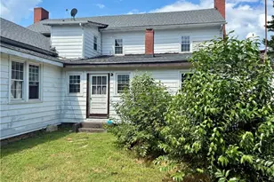 1109 W Main St, Yadkinville, NC 27055 - Photo 9