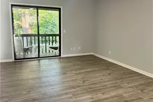 519 Brookside Ct, Kernersville, NC 27284 - Photo 3