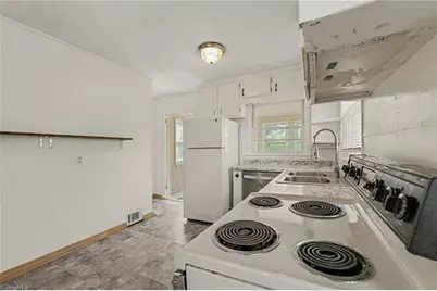 4412 Reidsville Road, Winston-Salem, NC 27101 - Photo 9