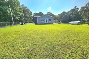 225 8th Ave, New London, NC 28127 - Photo 15