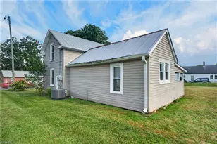 3076 Main St, Walkertown, NC 27051 - Photo 19
