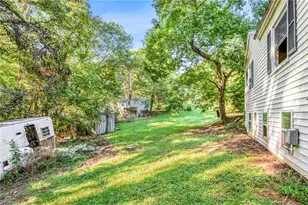 123 Old Linville Rd, Kernersville, NC 27284 - Photo 9