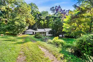 123 Old Linville Rd, Kernersville, NC 27284 - Photo 5
