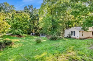 129 Old Linville Rd, Kernersville, NC 27284 - Photo 9