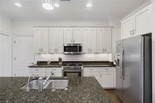 1 Park Vista Lane, Winston-Salem, NC 27101 - Photo 17