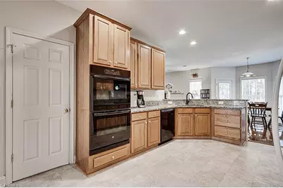 3810 Middlebury Way, Greensboro, NC 27410 - Photo 13