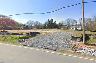 905 Oak Summit Rd, Winston-Salem, NC 27105 - Photo 7