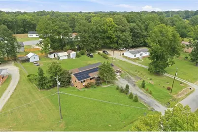 2202 Old Orchard Lane, Burlington, NC 27217 - Photo 5