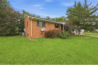 2202 Old Orchard Lane, Burlington, NC 27217 - Photo 3