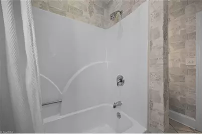 3340 Waterford Place, Burlington, NC 27215 - Photo 31