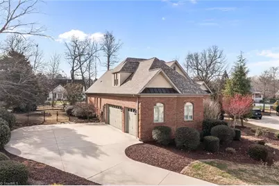 3340 Waterford Place, Burlington, NC 27215 - Photo 3