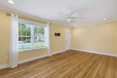 418 S Maple Street, Graham, NC 27253 - Photo 9