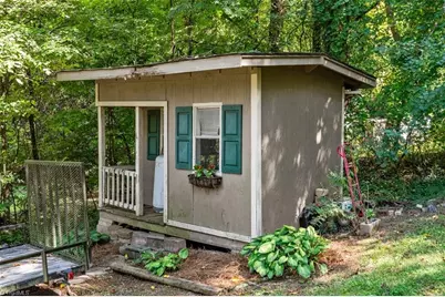 7317 Farmbrook Place, Thomasville, NC 27360 - Photo 33