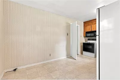 1008 Lombardy Street, Greensboro, NC 27405 - Photo 15