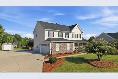 125 Hartman Branch Lane, Winston-Salem, NC 27127 - Photo 3