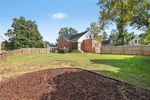 923 N Rotary Dr, High Point, NC 27262 - Photo 5