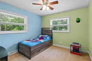 521 Dogwood Cir, High Point, NC 27260 - Photo 13