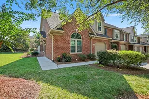 839 Jarman Dr, Jamestown, NC 27282 - Photo 3