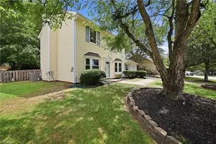 2603 Castle Croft Rd, Greensboro, NC 27407 - Photo 3