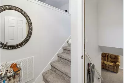 194 Woodbridge Drive, Mount Airy, NC 27030 - Photo 5