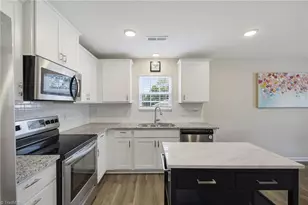 2334 Piccadilly Pines Ct, Winston-Salem, NC 27127 - Photo 9