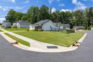 2334 Piccadilly Pines Ct, Winston-Salem, NC 27127 - Photo 27
