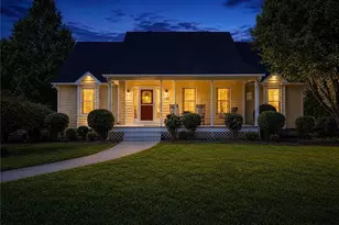 1105 Deer Run Ln, Yadkinville, NC 27055 - Photo 1