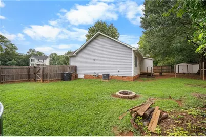 609 Forest Brook Drive, Greensboro, NC 27406 - Photo 21